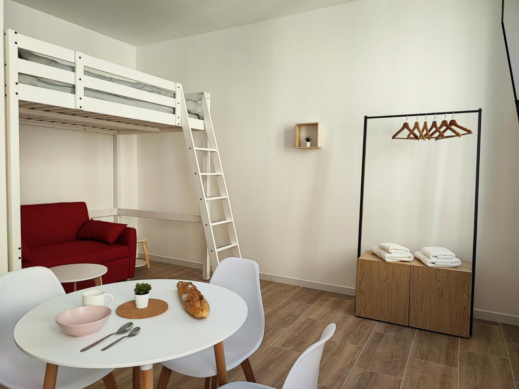 Ferienwohnung Escale Entre Cite Et Bastide Clim Wifi Smart Tv Carcassonne Exterior foto